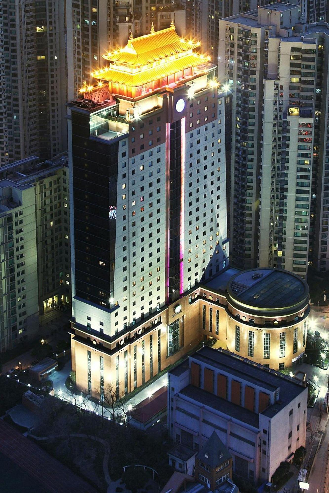 Courtyard By Marriott Shanghai Xujiahui מראה חיצוני תמונה