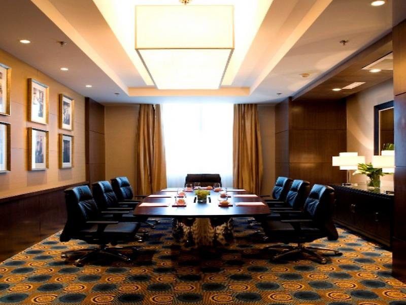 Courtyard By Marriott Shanghai Xujiahui מראה חיצוני תמונה